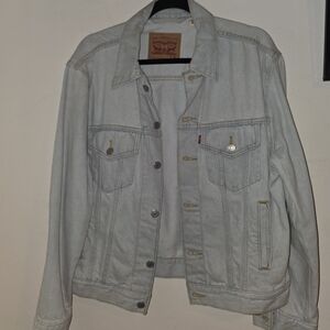 Levi's Women's Light Blue Denim Jacket
